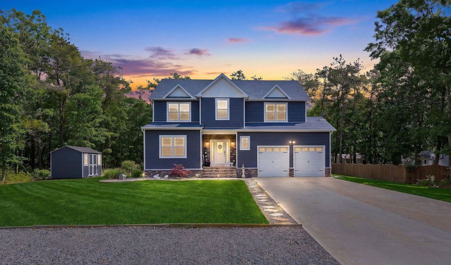 555 Egenolf Pl, Bayville, NJ 08721 - 4 Beds, 3 Bath