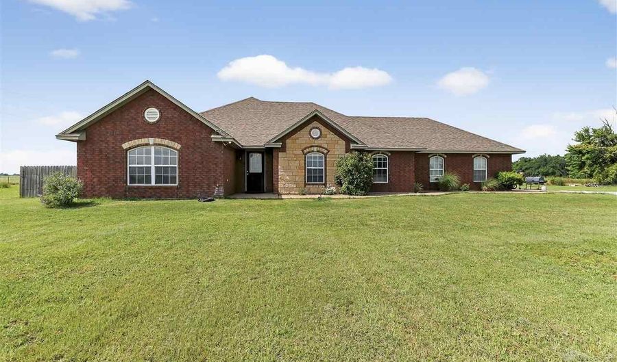 13190 State Hwy 19, Apache, OK 73006 - 3 Beds, 2 Bath