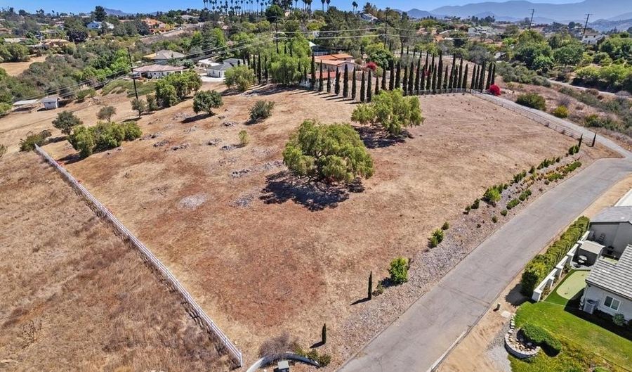 Linda Vista Terrace, Fallbrook, CA 92028 - 0 Beds, 0 Bath