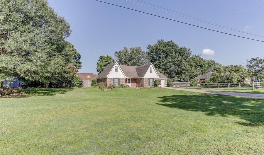298 ANITA, Atoka, TN 38004 - 4 Beds, 3 Bath