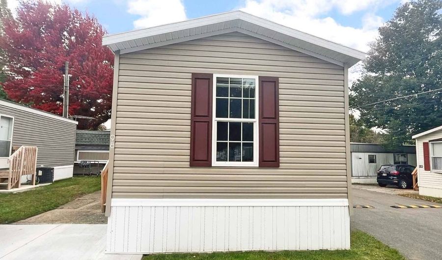 7055 Quarry Rd 98, Amherst, OH 44001 - 2 Beds, 1 Bath