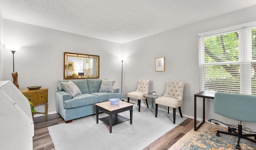 18 HUXLEY Cir, Abingdon, MD 21009 - 3 Beds, 3 Bath