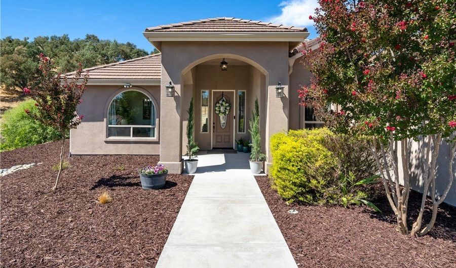 2650 Edgewood Ct, Paso Robles, CA 93446 - 4 Beds, 3 Bath