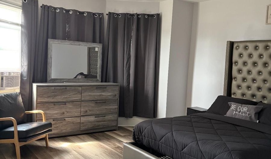 321 Atlantic Ave Ave 3, Atlantic City, NJ 08401 - 2 Beds, 1 Bath
