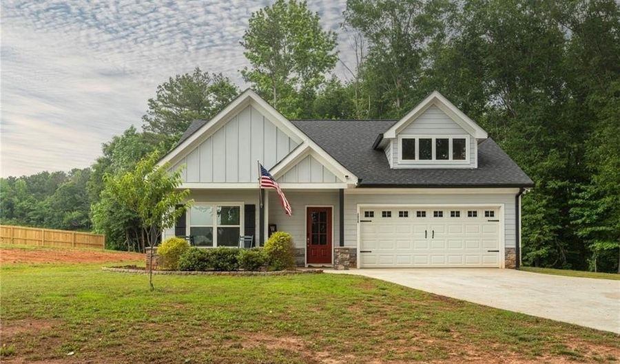 2038 Highway 63, Homer, GA 30547 - 3 Beds, 2 Bath