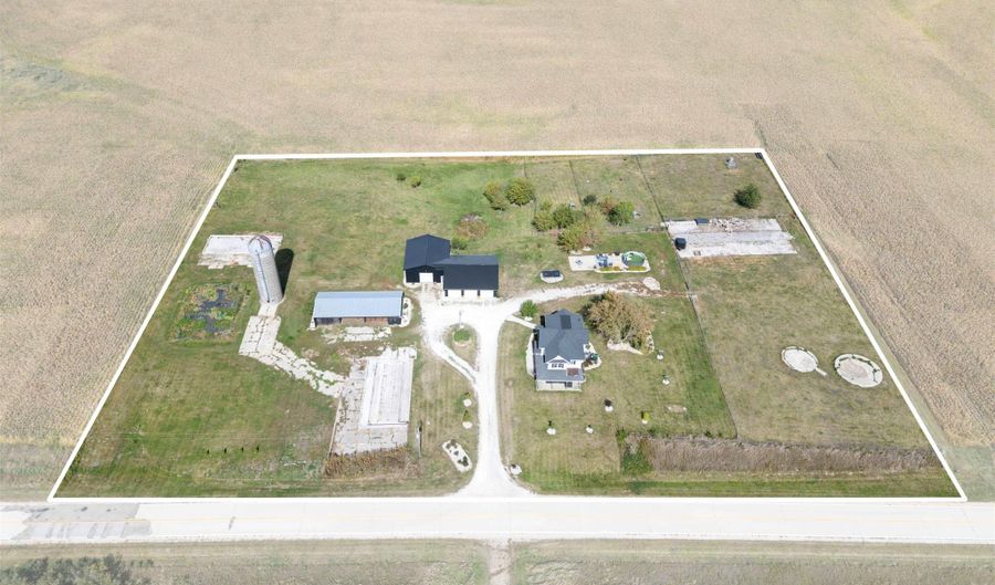 3458 Bell Rd, Arlington, IA 50606 - 4 Beds, 3 Bath