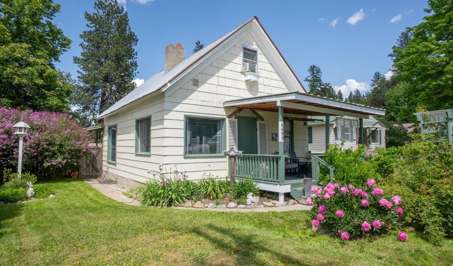 6499 Van Buren St, Bonners Ferry, ID 83805 - 2 Beds, 1 Bath