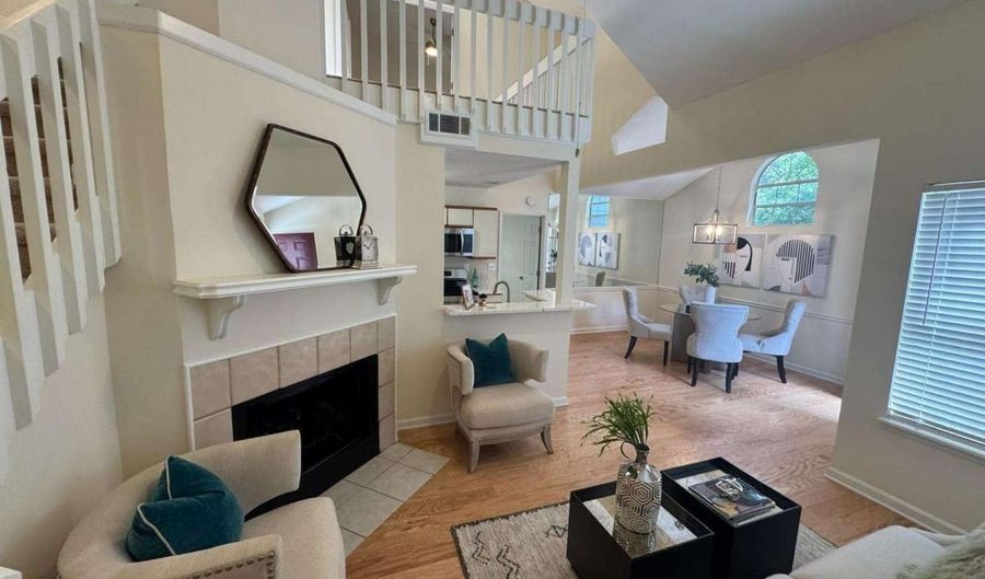 118 Hawkstone, Alpharetta, GA 30022 - 2 Beds, 2 Bath