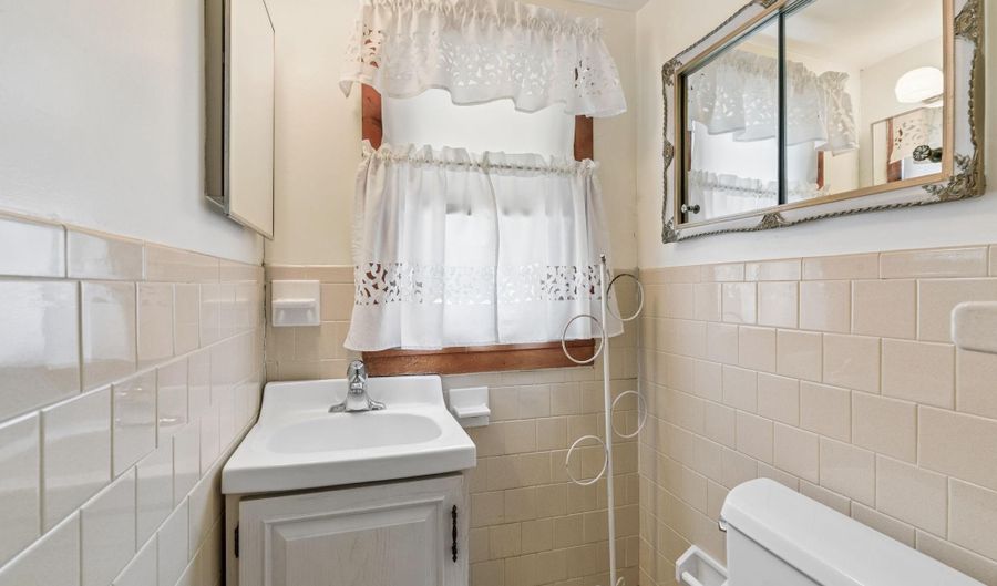 19 SOLOMONS ISLAND Rd, Annapolis, MD 21401 - 0 Beds, 0 Bath