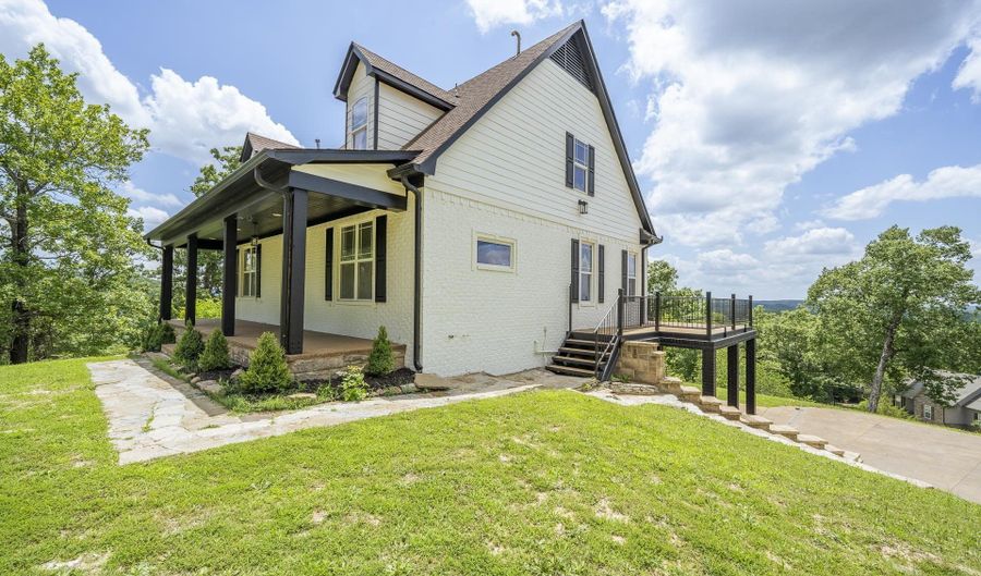 851 RIVERS EDGE Dr, Bath Springs, TN 38311 - 5 Beds, 5 Bath