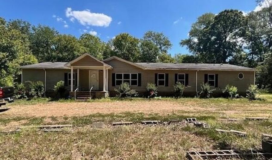 1720 N Hwy 433, Benton, MS 39039 - 4 Beds, 2 Bath