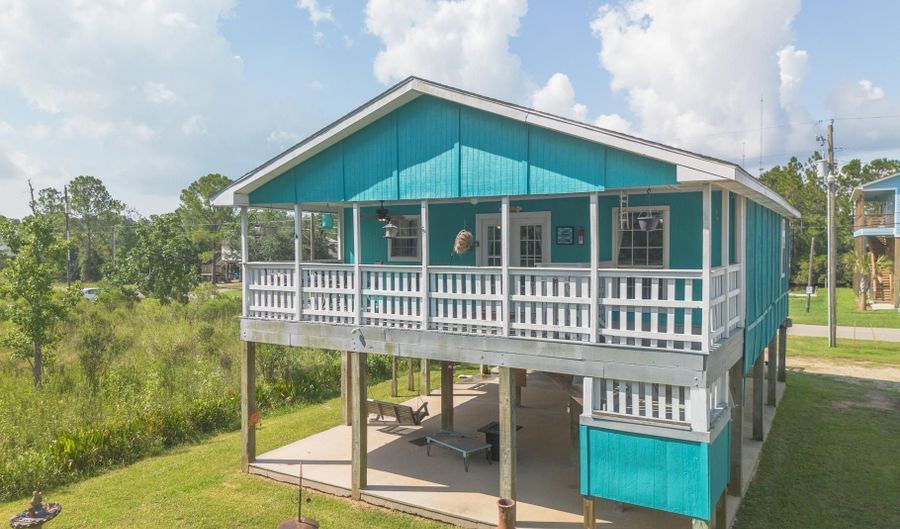 4250 1st Ave, Bay St. Louis, MS 39520 - 2 Beds, 2 Bath