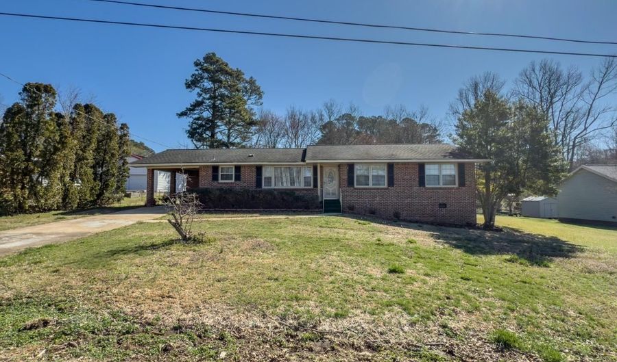 114 11th Pl SW, Arab, AL 35016 - 3 Beds, 2 Bath