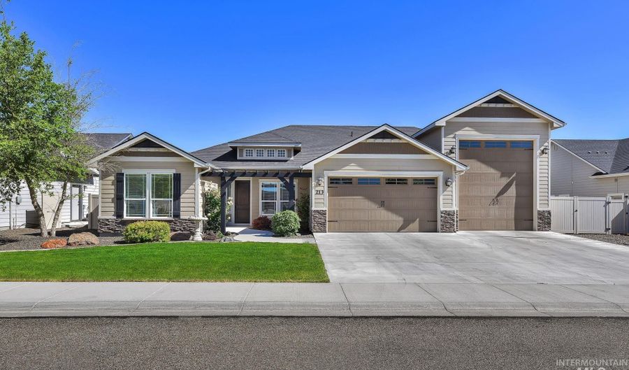 213 Appalachian St, Caldwell, ID 83607 - 4 Beds, 2 Bath