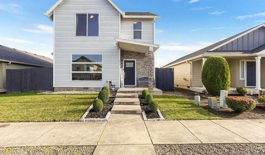 3824 RYUNKIN St, Albany, OR 97322 - 3 Beds, 3 Bath