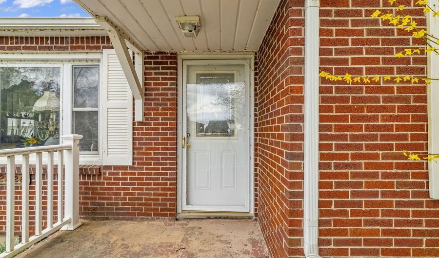 2828 Lakeshore, Applegate, MI 48401 - 2 Beds, 2 Bath