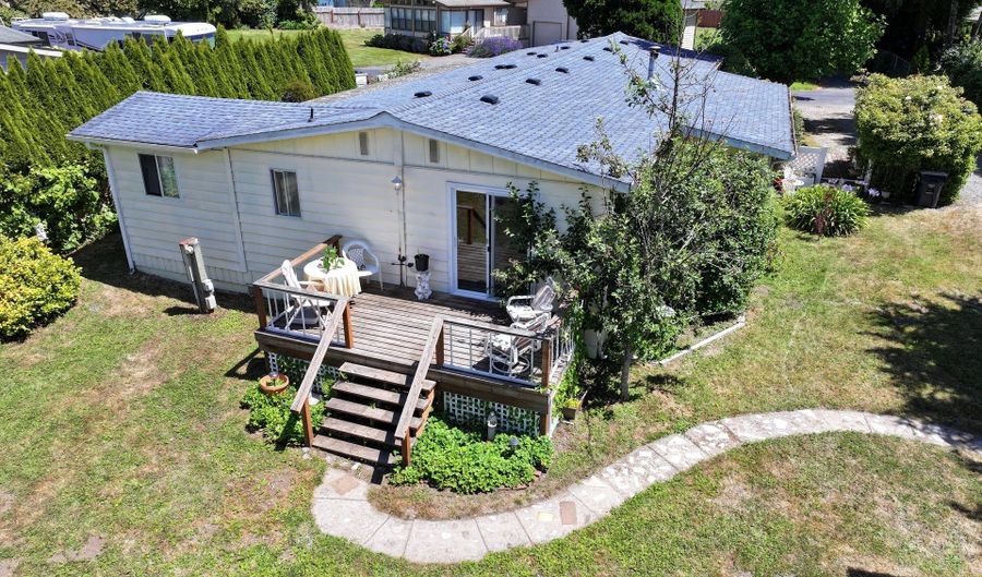 99005 W FREEMAN Ln, Brookings, OR 97415 - 3 Beds, 2 Bath