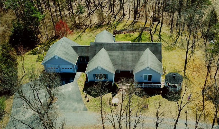 73 WILD TURKEY RUN, Burlington, WV 26710 - 4 Beds, 4 Bath