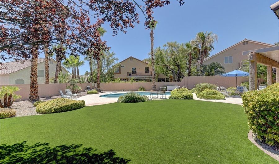8437 Willowleaf Ct, Las Vegas, NV 89128 - 4 Beds, 3 Bath