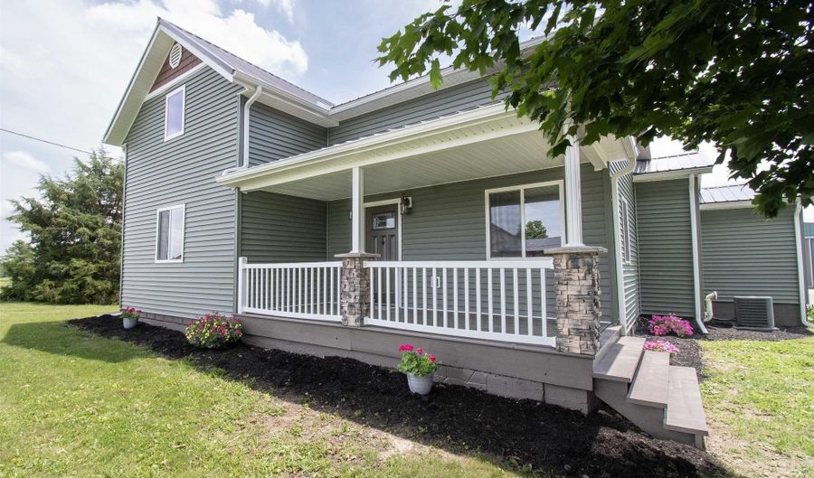 3046 Long Lake Rd, Albion, IN 46701 - 4 Beds, 2 Bath