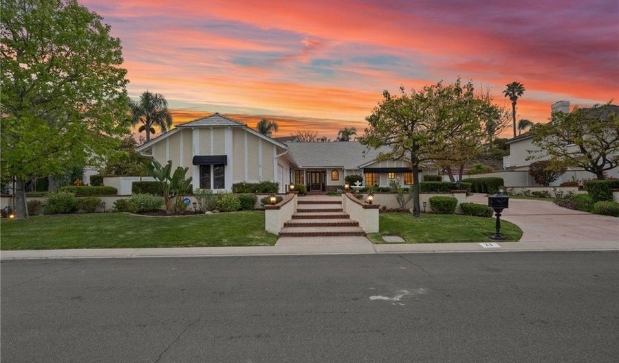 21 Santa Catalina Dr, Rancho Palos Verdes, CA 90275 - 4 Beds, 4 Bath