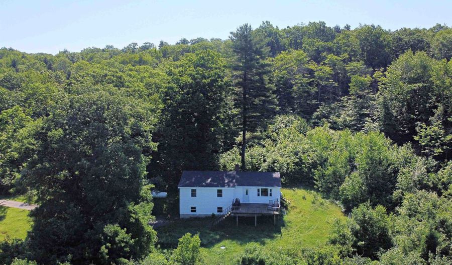 441 Tower Rd, Barnet, VT 05821 - 3 Beds, 2 Bath
