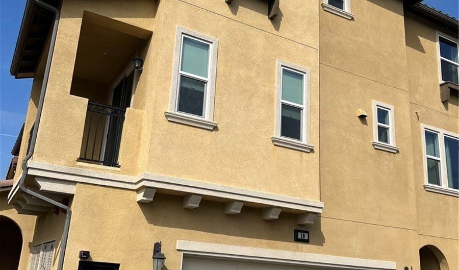 2418 S Fremont Ave 10, Alhambra, CA 91803 - 2 Beds, 3 Bath