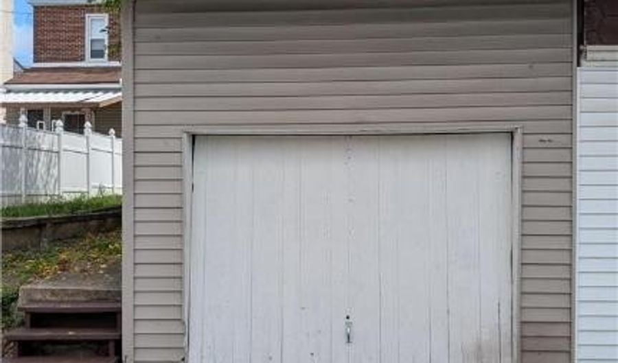 243 E Elm, Allentown, PA 18109 - 2 Beds, 1 Bath