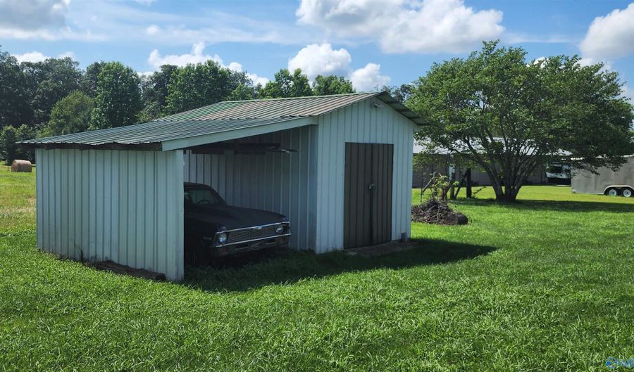 2552 Oak Grove Rd, Albertville, AL 35951 - 3 Beds, 2 Bath