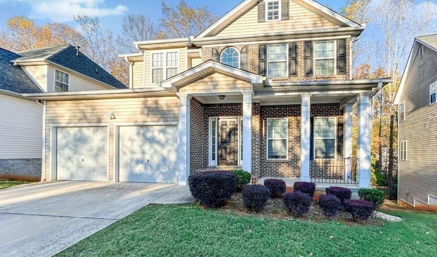 2027 Oakbluff Dr, Austell, GA 30106 - 3 Beds, 2 Bath