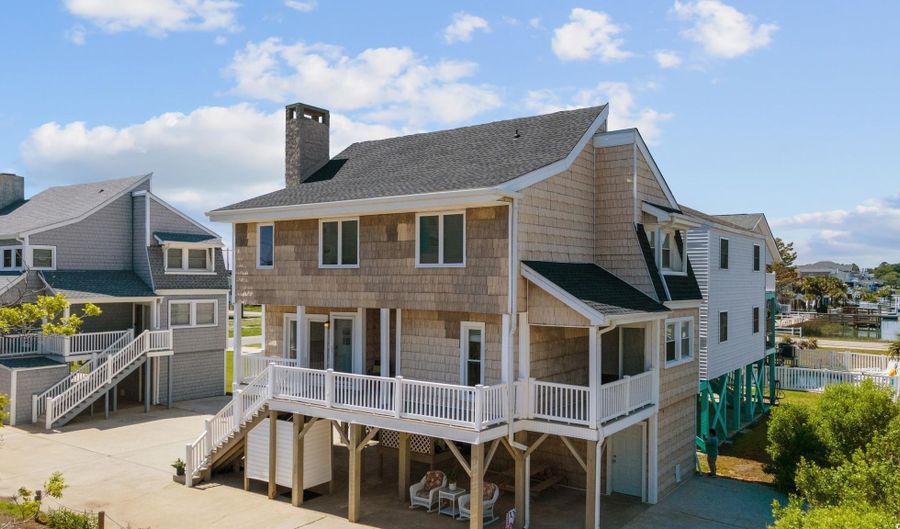 206 B 56th Ave N, North Myrtle Beach, SC 29582 - 5 Beds, 4 Bath