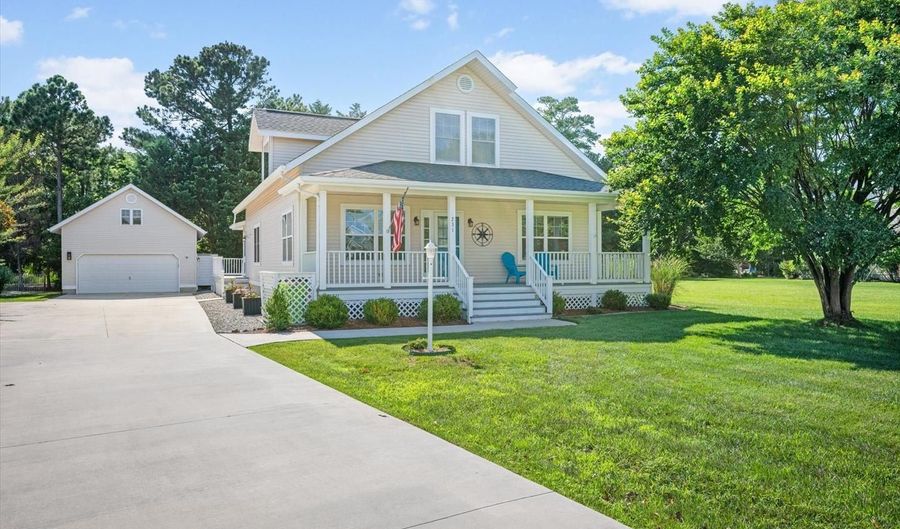 231 OYSTER SHELL Cv, Bethany Beach, DE 19930 - 4 Beds, 4 Bath
