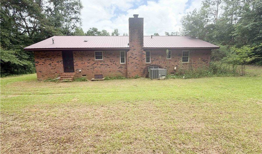 18861 AL - 17 Rd, Aliceville, AL 35442 - 3 Beds, 2 Bath