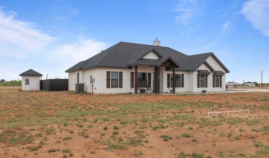 2859 SE 1415, Andrews, TX 79714 - 4 Beds, 2 Bath