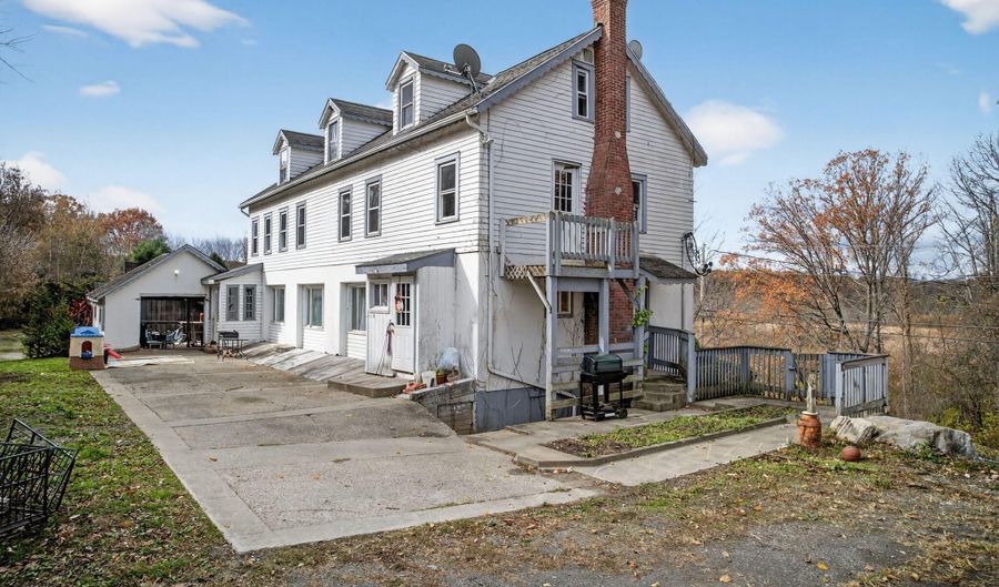 640 County Route 3, Ancramdale, NY 12503 - 5 Beds, 3 Bath