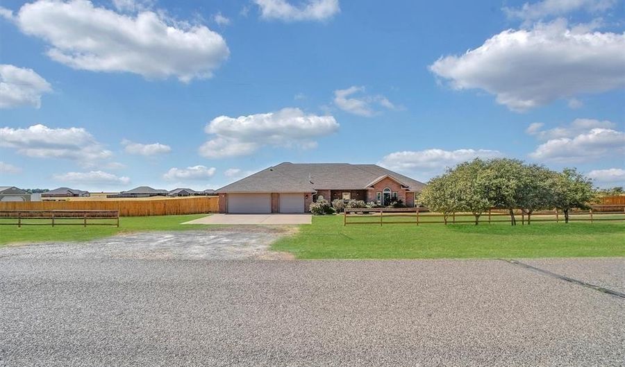 15811 S CR 206, Altus, OK 73521 - 4 Beds, 2 Bath