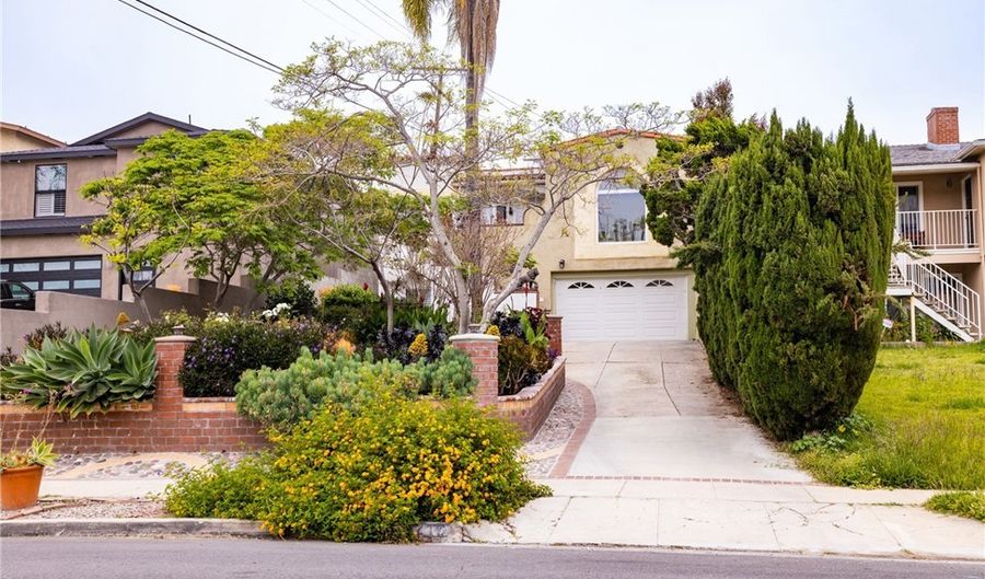 6216 S Verdun Ave, Los Angeles, CA 90043 - 3 Beds, 2 Bath