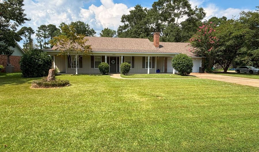 502 Urban Ln, Brookhaven, MS 39601 - 3 Beds, 2 Bath