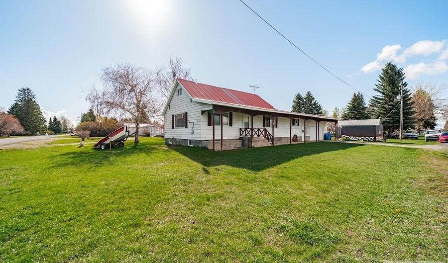 171 N 8th St, Ashton, ID 83420 - 3 Beds, 2 Bath