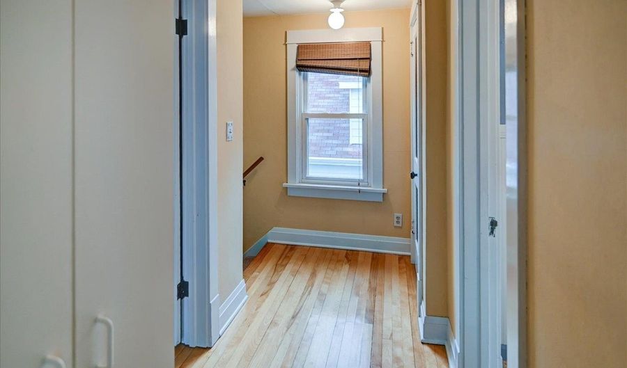 3513 Margaret St, Madison, WI 53714 - 2 Beds, 1 Bath