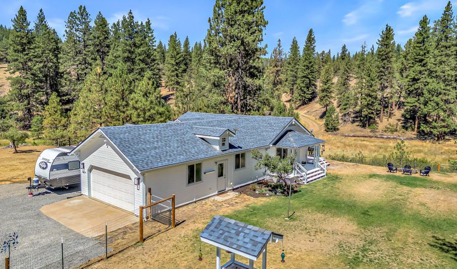 17629 Highway 66, Ashland, OR 97520 - 2 Beds, 1 Bath