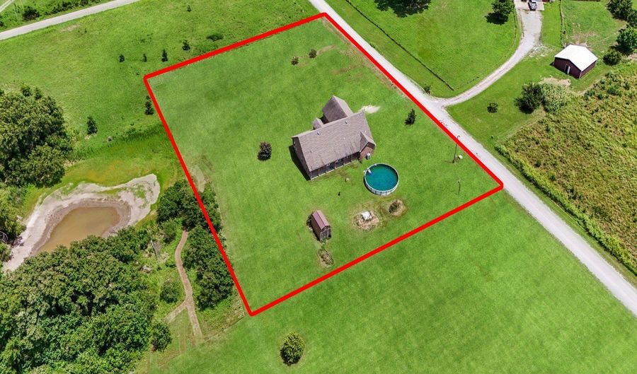 68 Country Hill Rd, Ardmore, OK 73401 - 5 Beds, 3 Bath