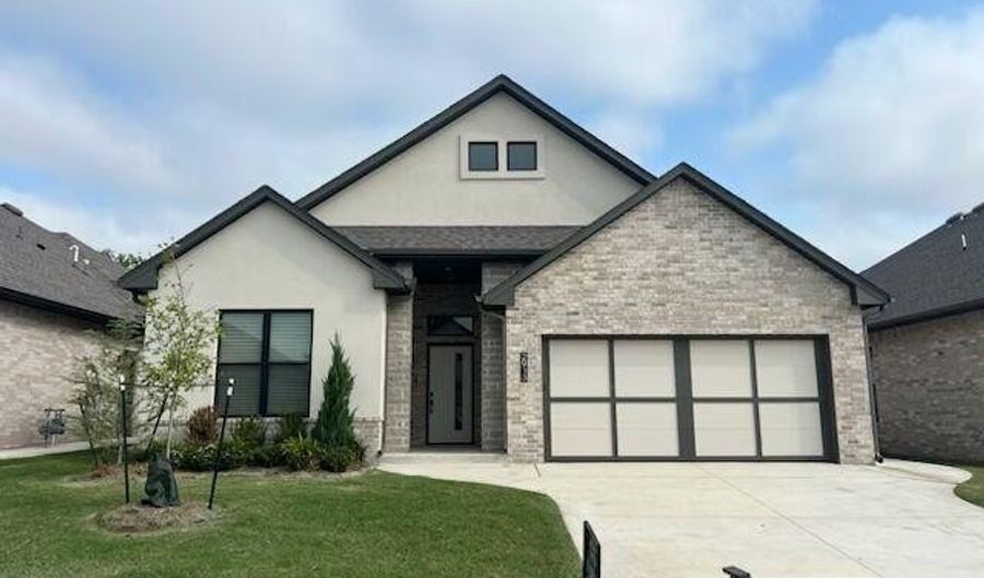 2913 SW 132nd St, Oklahoma City, OK 73170 - 3 Beds, 2 Bath