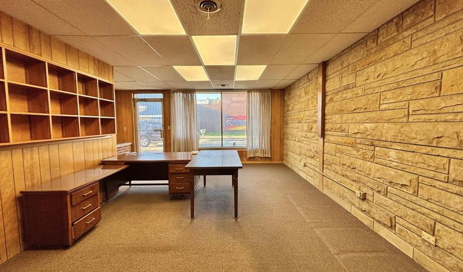 8 E Main St, Bloomfield, IN 47424 - 0 Beds, 0 Bath