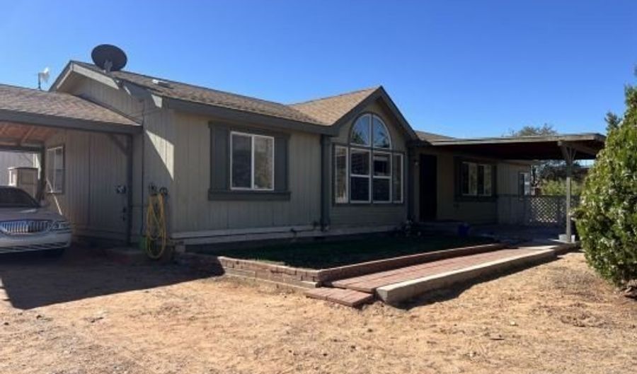 15 W Concord Brg, Big Water, UT 84741 - 3 Beds, 2 Bath