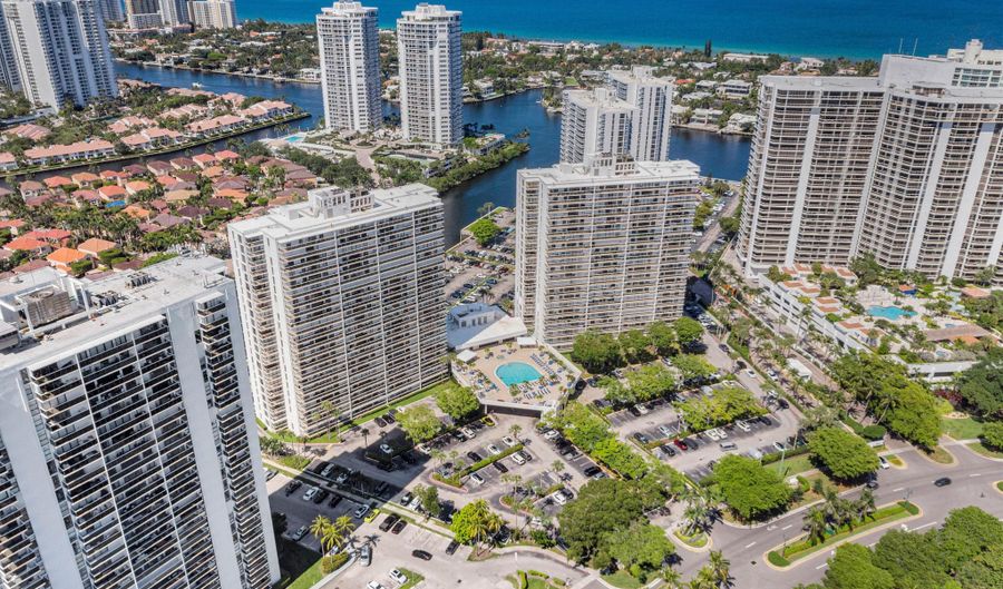 3701 N Country Club Dr 404, Aventura, FL 33180 - 2 Beds, 2 Bath