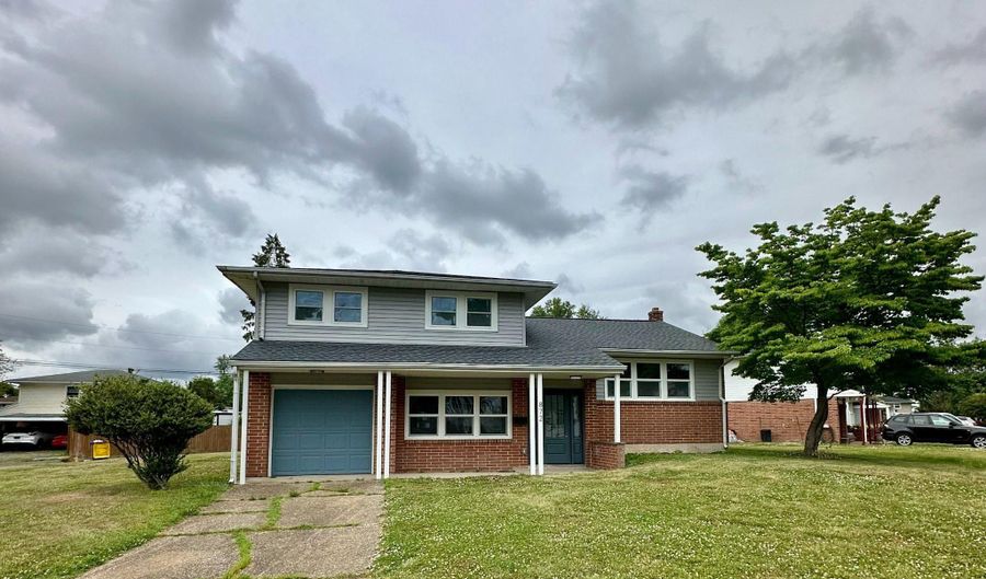 872 WESTVIEW Ter, Dover, DE 19904 - 4 Beds, 2 Bath