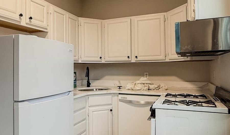 165 E MOUNT PLEASANT Unit 2Nd Floor 2Nd Floor, Ambler, PA 19002 - 3 Beds, 2 Bath