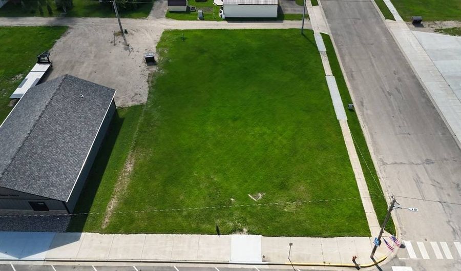 302 3rd St W, Bottineau, ND 58318 - 0 Beds, 0 Bath