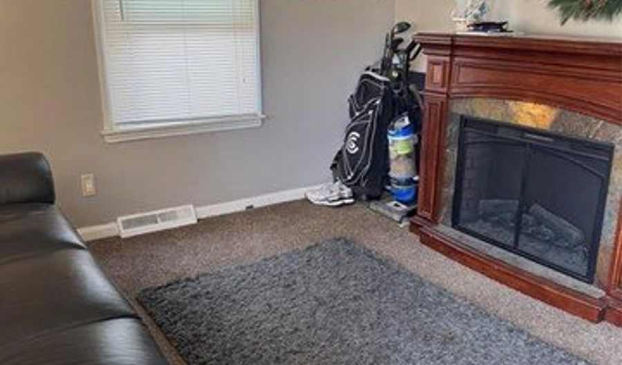 6034 Jane Ave, Allen Park, MI 48101 - 3 Beds, 1 Bath